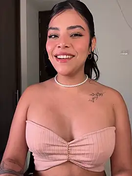 Sara-Evans online show from 02.05.26