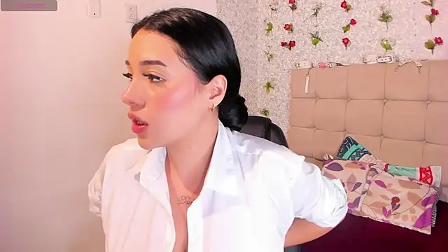 Scarlett Hot7 online show from 09.12.25