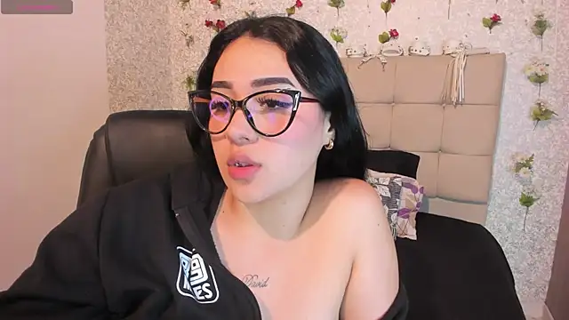 Scarlett Hot7 online show from 09.25.25