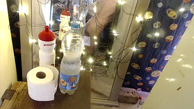 Snapshot of BiglovelyXXL chatting on 10.03.25 BiglovelyXXL online show from 10.03.25