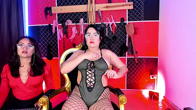 Snapshot of Mr_Alejandra_bdsm chatting on 11.28.25 Mr Alejandra bdsm online show from 11.28.25