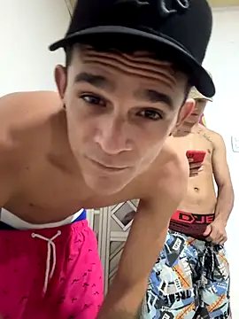 Snapshot of spicyboysvenezuelan chatting on 10.31.25 spicyboysvenezuelan online show from 10.31.25