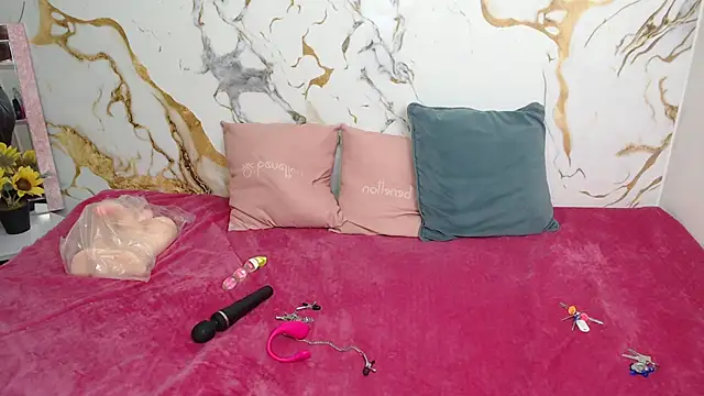 EmilyCoy  online show from 02.03.26