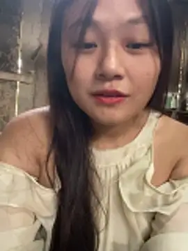 mai-xinh online show from 12.23.25