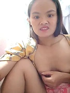 xinhxinhcute online show from 09.30.25