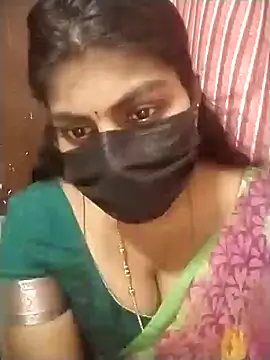 Nithiila online show from 11.26.25