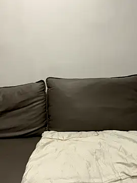 ruyi-13 online show from 09.10.25