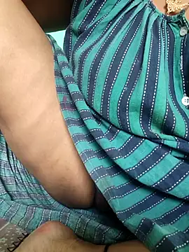 desi boudi87 online show from 04.12.26