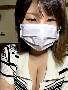 Snapshot of Peco_chan7 chatting on 10.26.25 Peco chan7 online show from 10.26.25