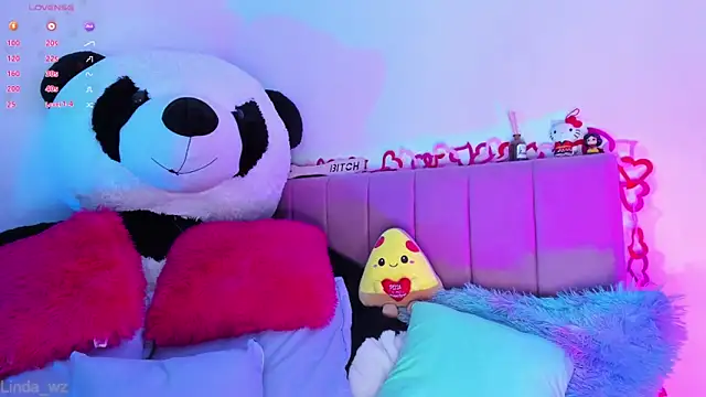 LindaWz  online show from 03.13.26