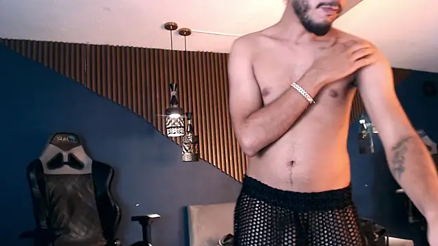 Boss Domiinator online show from 09.19.25