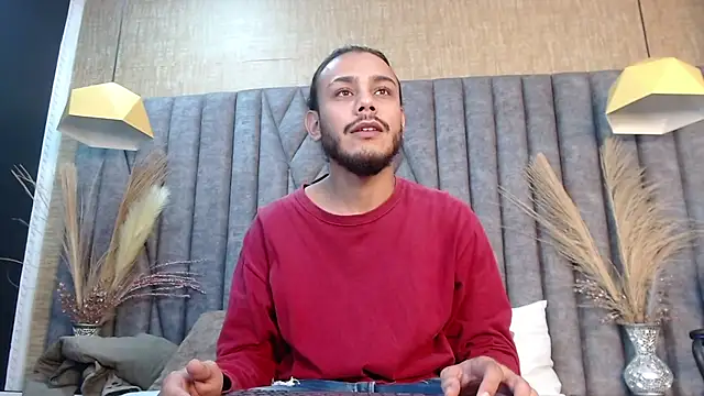 Boss Domiinator online show from 10.02.25