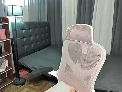 Seductive Margaux online show from 03.02.26