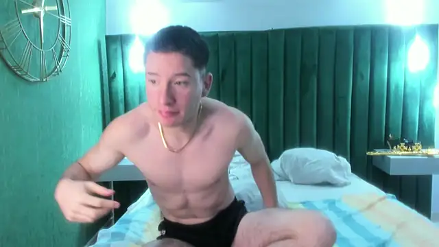 HunterHeat  online show from 11.18.25