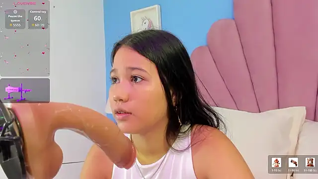 emma clarke  online show from 01.16.26