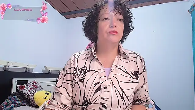 Miss Oriana online show from 10.16.25