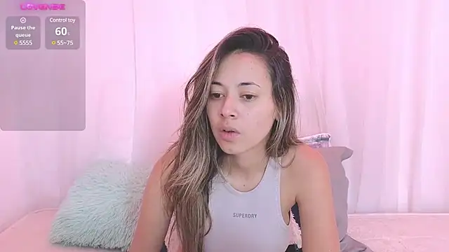 Snapshot of Danny_Ninaa chatting on 12.18.24 Danny Ninaa online show from 12.18.24