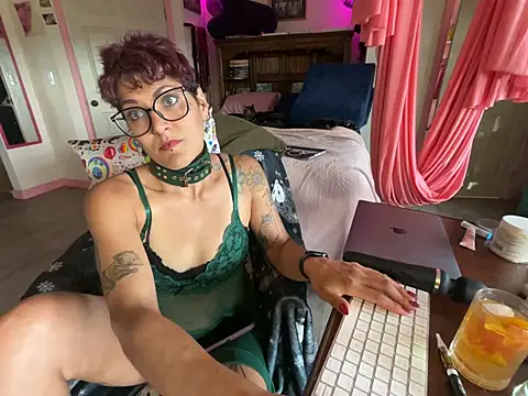 kinkycanner online show from 03.18.26