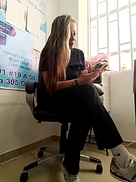 Madisson-04  online show from 02.21.26