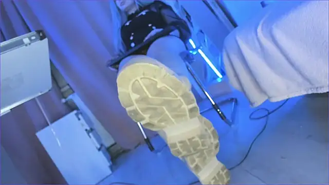 Snapshot of CruelSiren chatting on 09.21.25 CruelSiren online show from 09.21.25