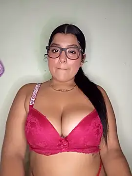 Cat Hot Party online show from 10.06.25