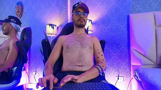 HairyDiamond  online show from 09.20.25