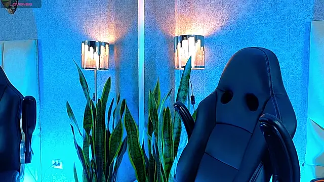 HairyDiamond  online show from 09.24.25