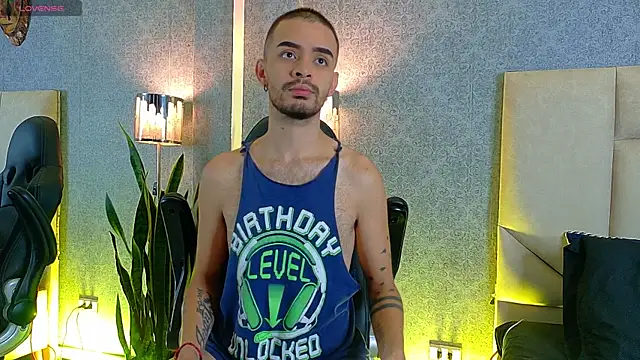 HairyDiamond  online show from 09.25.25