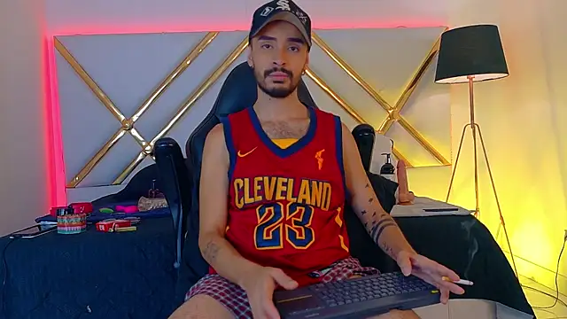 HairyDiamond  online show from 10.27.25