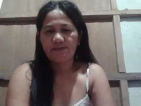 Snapshot of hotmama_063 chatting on 07.13.26 hotmama 063 online show from 07.13.26