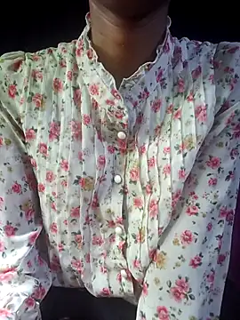 BunnyBloom25 online show from 04.13.26