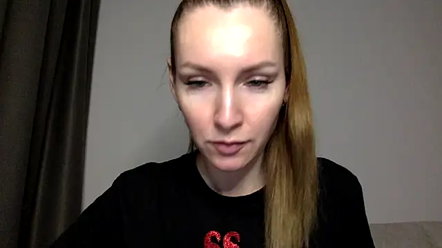 Varnyx online show from 11.24.25