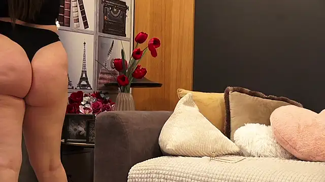 Mia Swano online show from 02.16.26