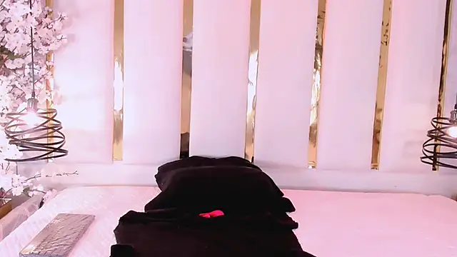 Nickidoll1 online show from 11.12.25