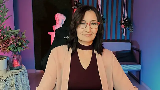 UnaTerra online show from 09.13.25