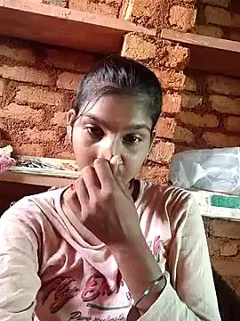 Snapshot of Yatiksha_Beby chatting on 09.18.25 Yatiksha Beby online show from 09.18.25