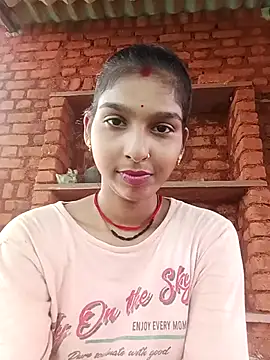 Snapshot of Yatiksha_Beby chatting on 09.21.25 Yatiksha Beby online show from 09.21.25