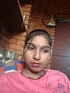 Snapshot of Yatiksha_Beby chatting on 10.17.25 Yatiksha Beby online show from 10.17.25