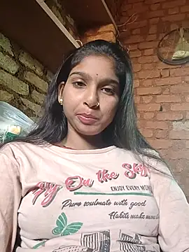 Snapshot of Yatiksha_Beby chatting on 10.18.25 Yatiksha Beby online show from 10.18.25