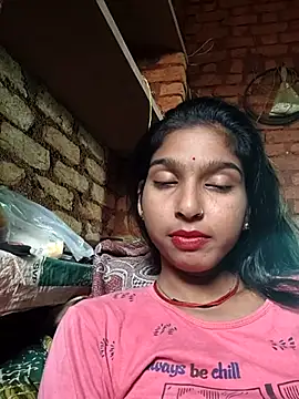Snapshot of Yatiksha_Beby chatting on 10.21.25 Yatiksha Beby online show from 10.21.25