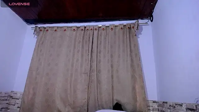 DaraKat18 online show from 02.11.26