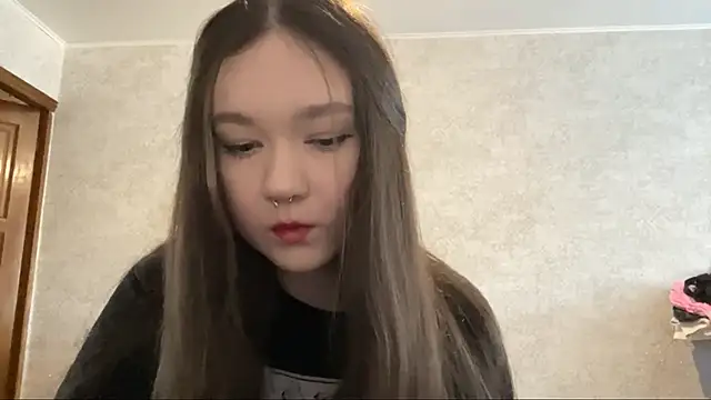 Pikmigirl18 online show from 09.10.25