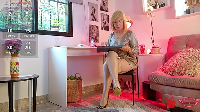 Snapshot of mrs_edha chatting on 03.17.26 mrs edha online show from 03.17.26