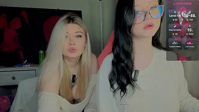 hornyprincess19 online show from 11.25.25