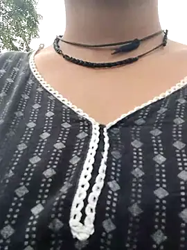 Janvi Jaitly online show from 10.31.25