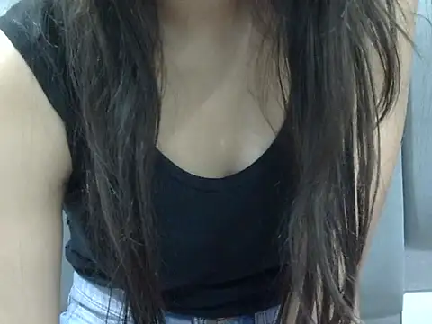 SEXYGUDIYA online show from 10.31.25