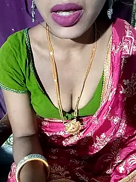 Snapshot of Bhabhilux2025 chatting on 04.25.26 Bhabhilux2025 online show from 04.25.26