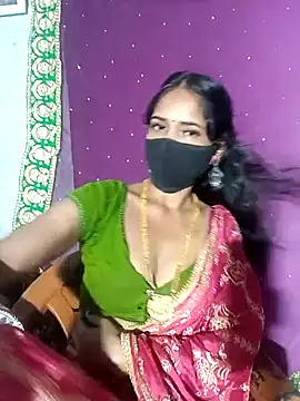 Snapshot of Bhabhilux2025 chatting on 04.26.26 Bhabhilux2025 online show from 04.26.26
