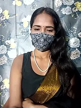 Snapshot of Bhabhilux2025 chatting on 05.05.26 Bhabhilux2025 online show from 05.05.26