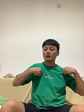 Snapshot of Acuteman chatting on 09.10.25 Acuteman online show from 09.10.25